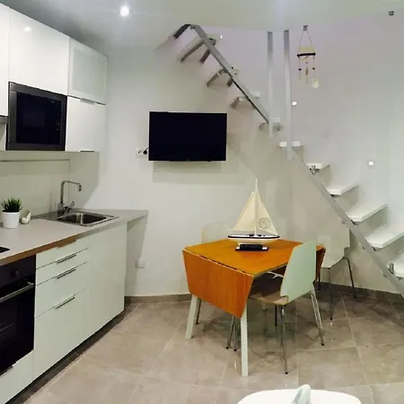 Apartment Ferienwohnung Fuer 4 Personen Ca 50 Qm In Playa De Las Americas, Teneriffa Und Los Cristianos